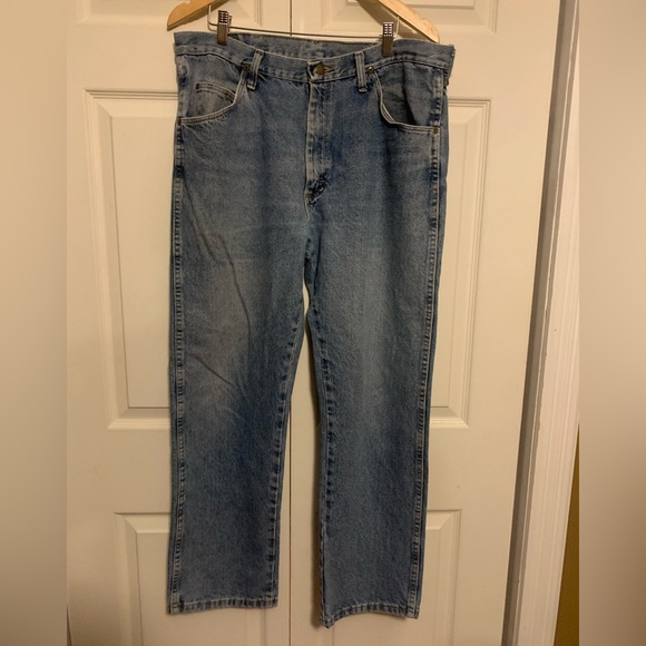 Wrangler Jeans - Picture 7 of 8